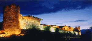 Mura esterne del Ricetto di Candelo